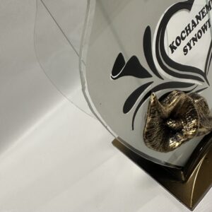 Znicz outlet 015, wyszczerbione szkło na ściance bocznej