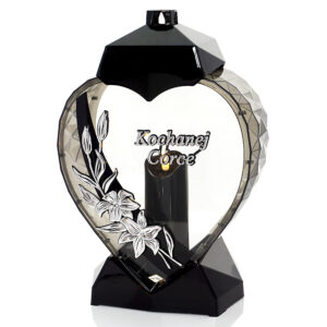 Duży czarno-srebrny znicz w kształcie serca z kwiatem lilii dla Córki