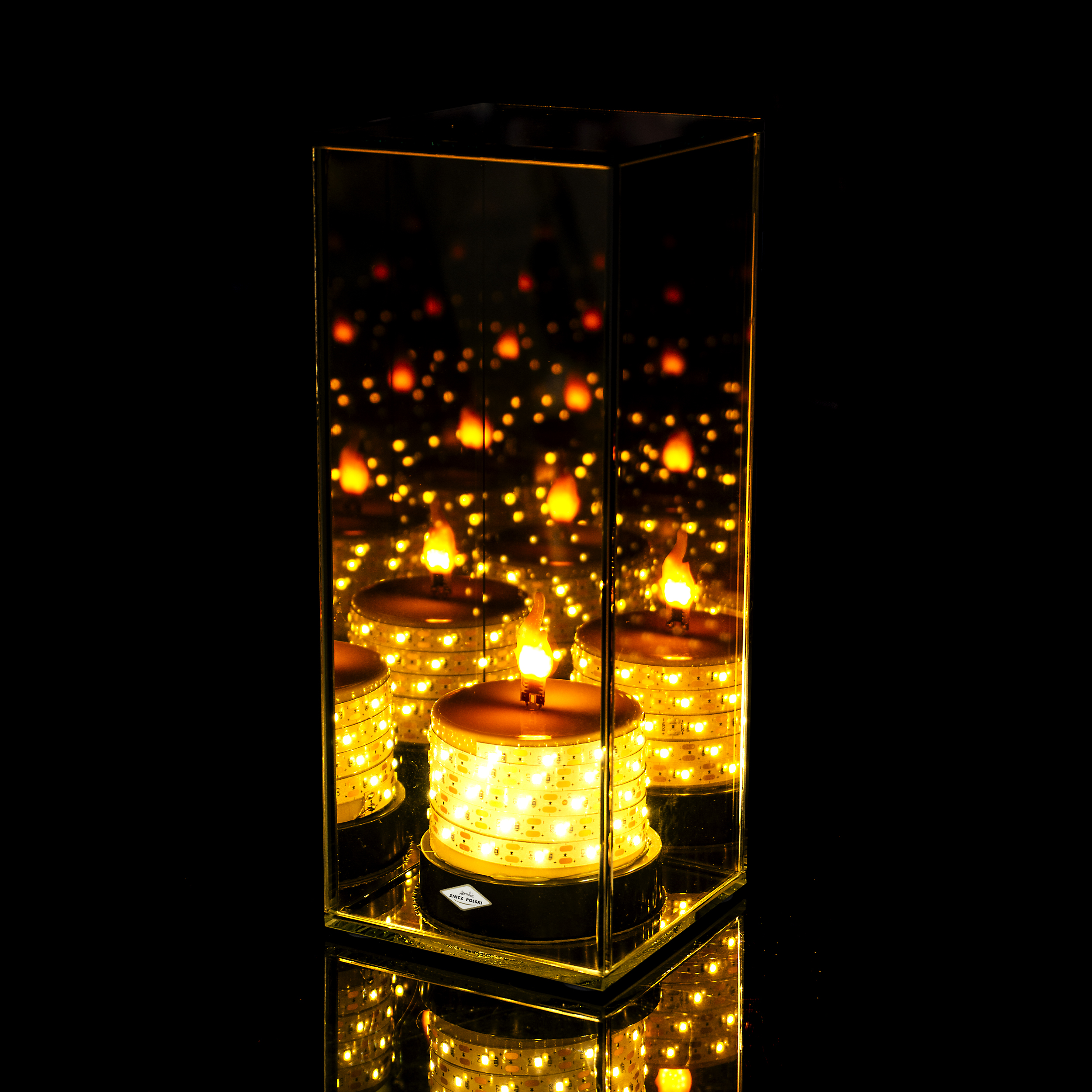 Wysoki znicz LED LUSTRO 3D na baterie - 25cm